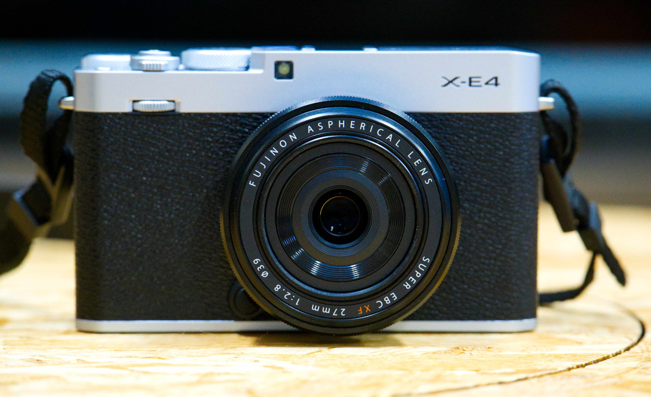 XE-4用のレンズに従来モデルのXF27mmF2.8を選んだ理由